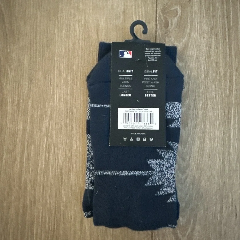 CLEVELAND INDIANS GEO CREW SOCKS PKWY Baseball WOMEN 3-8 YOUTH 1-6 NAVY